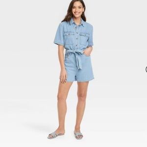 Women's Short Sleeve Romper - Universal Thread™ Light Wash Mo Belt Sz 0